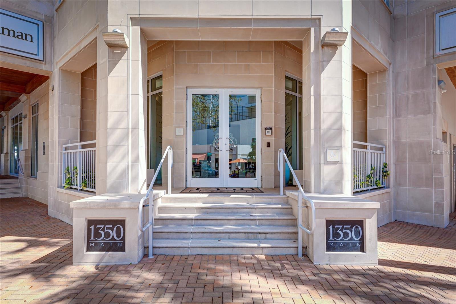 Details for 1350 Main Street 1501, SARASOTA, FL 34236