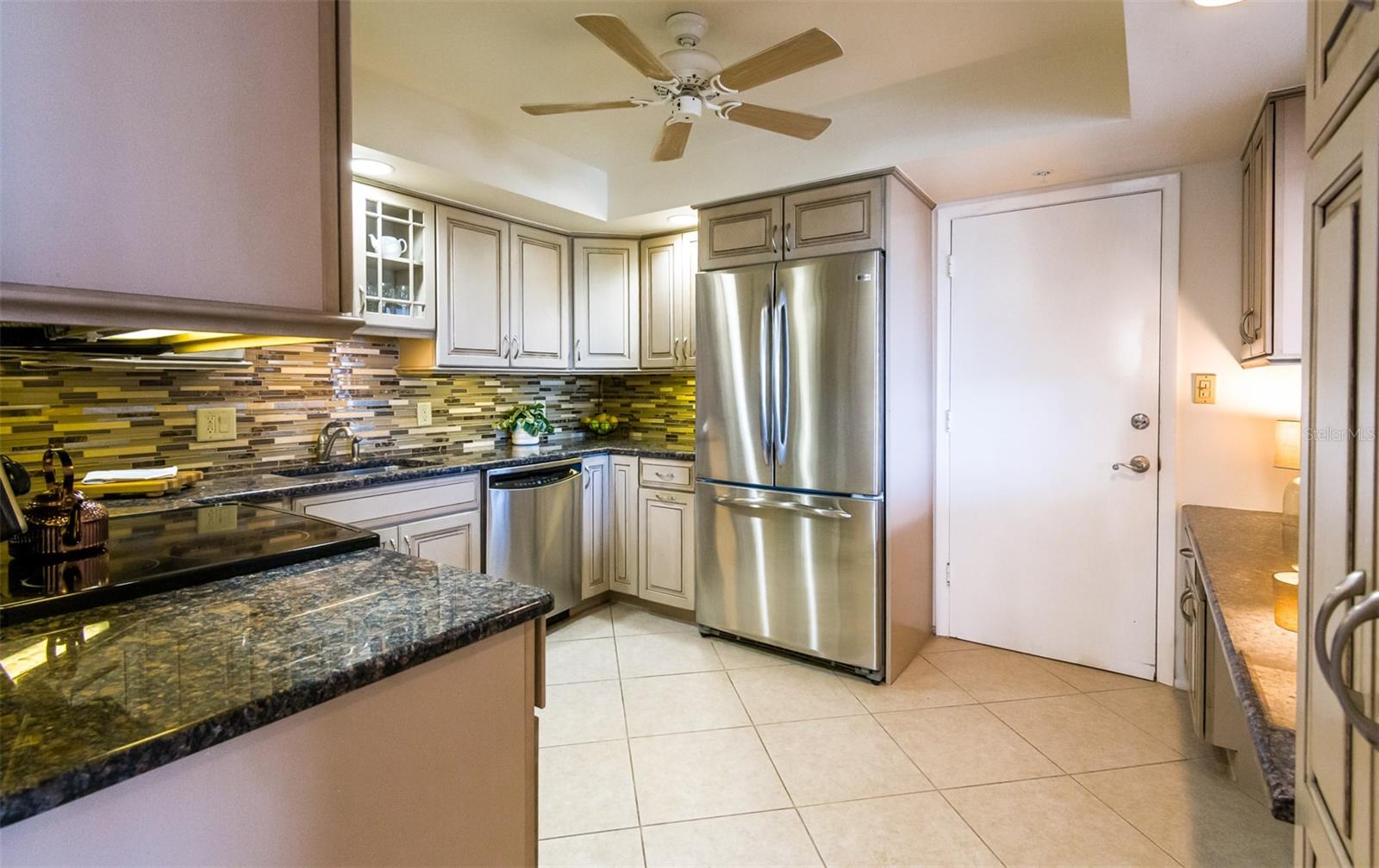 Image 11 of 40 For 2301 Gulf Of Mexico Drive 54n