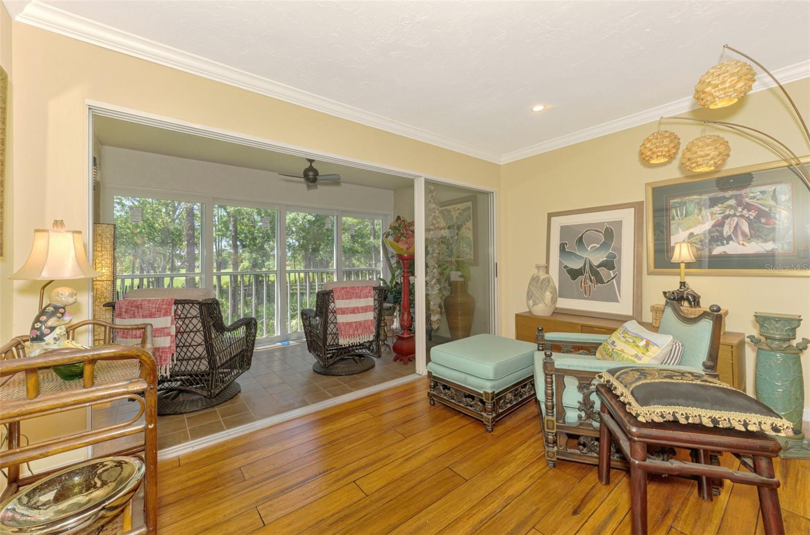 Image 14 of 53 For 4489 Longmeadow  74