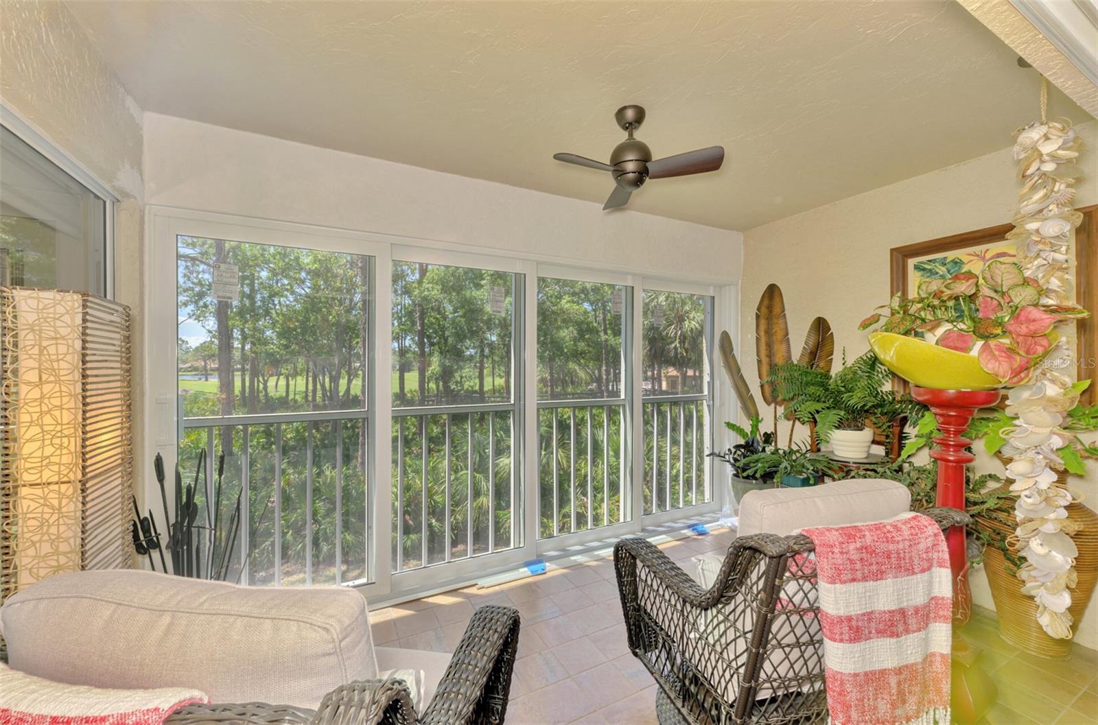 Image 18 of 53 For 4489 Longmeadow  74