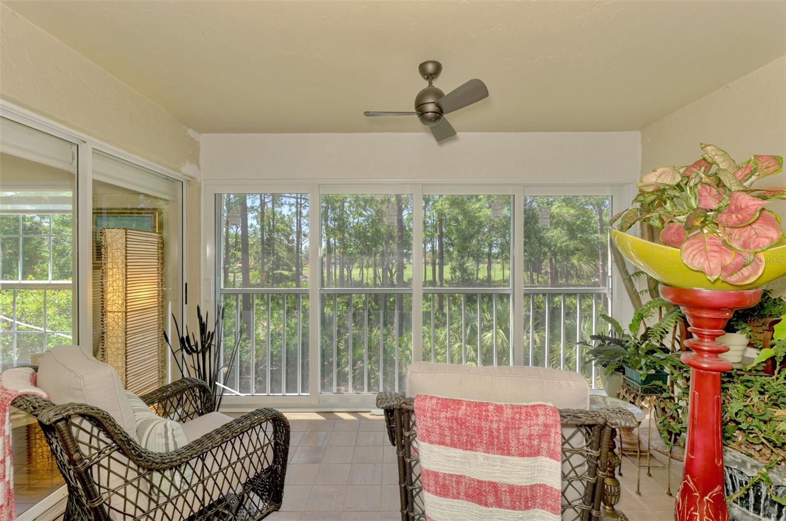 Image 19 of 53 For 4489 Longmeadow  74