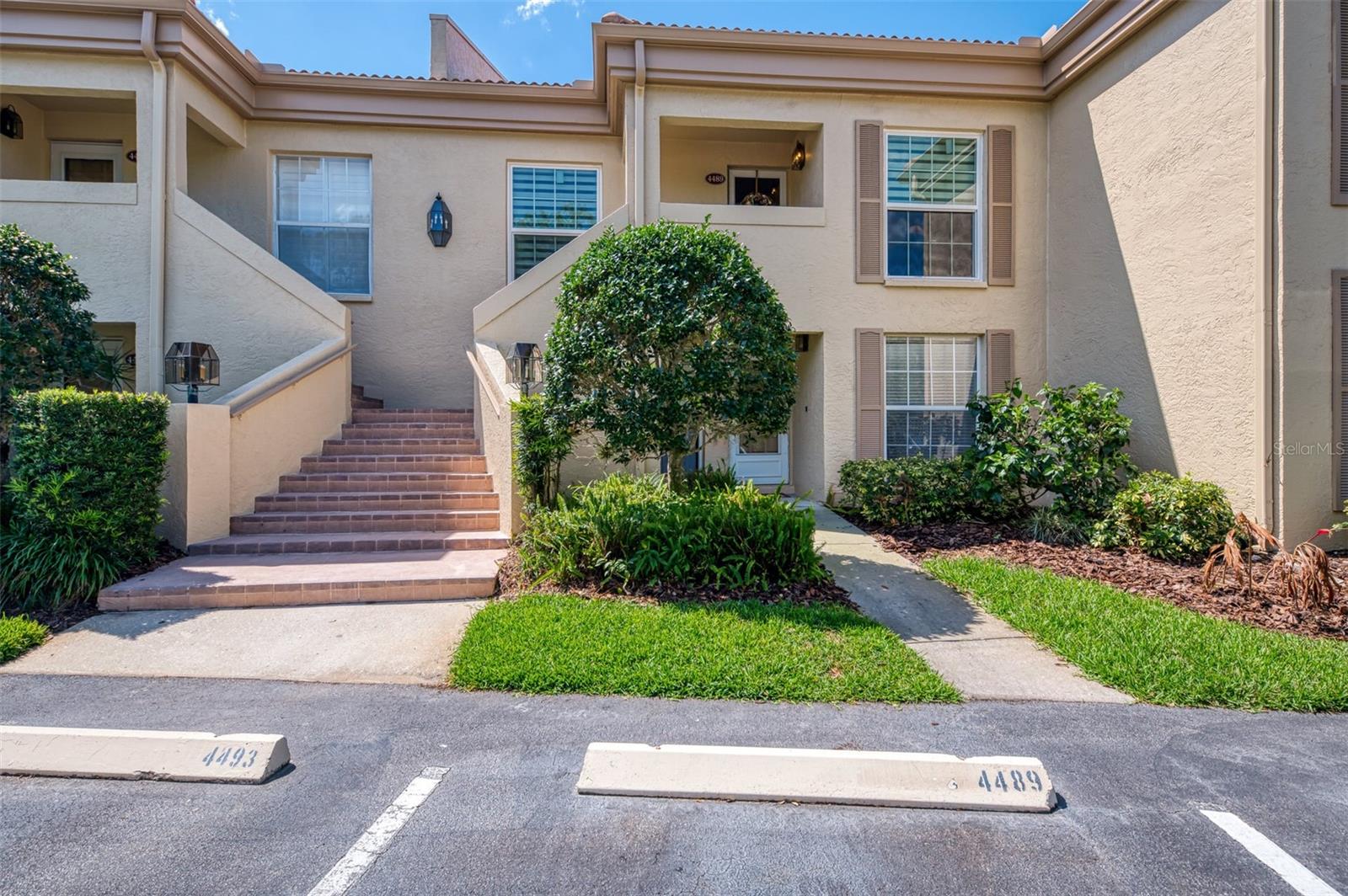 Image 2 of 53 For 4489 Longmeadow  74