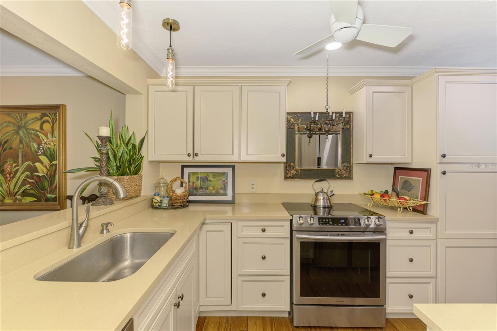 Image 24 of 53 For 4489 Longmeadow  74