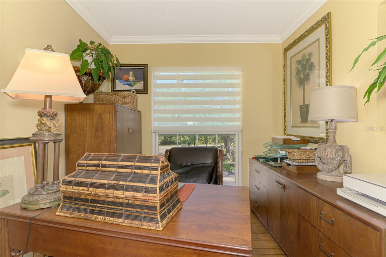 Image 27 of 53 For 4489 Longmeadow  74