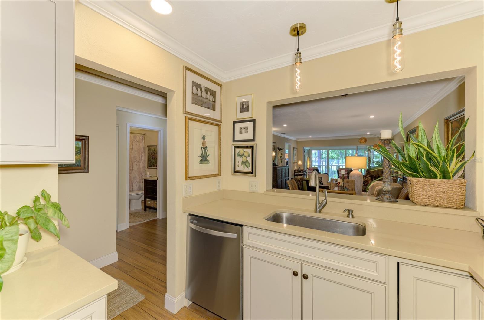 Image 30 of 53 For 4489 Longmeadow  74