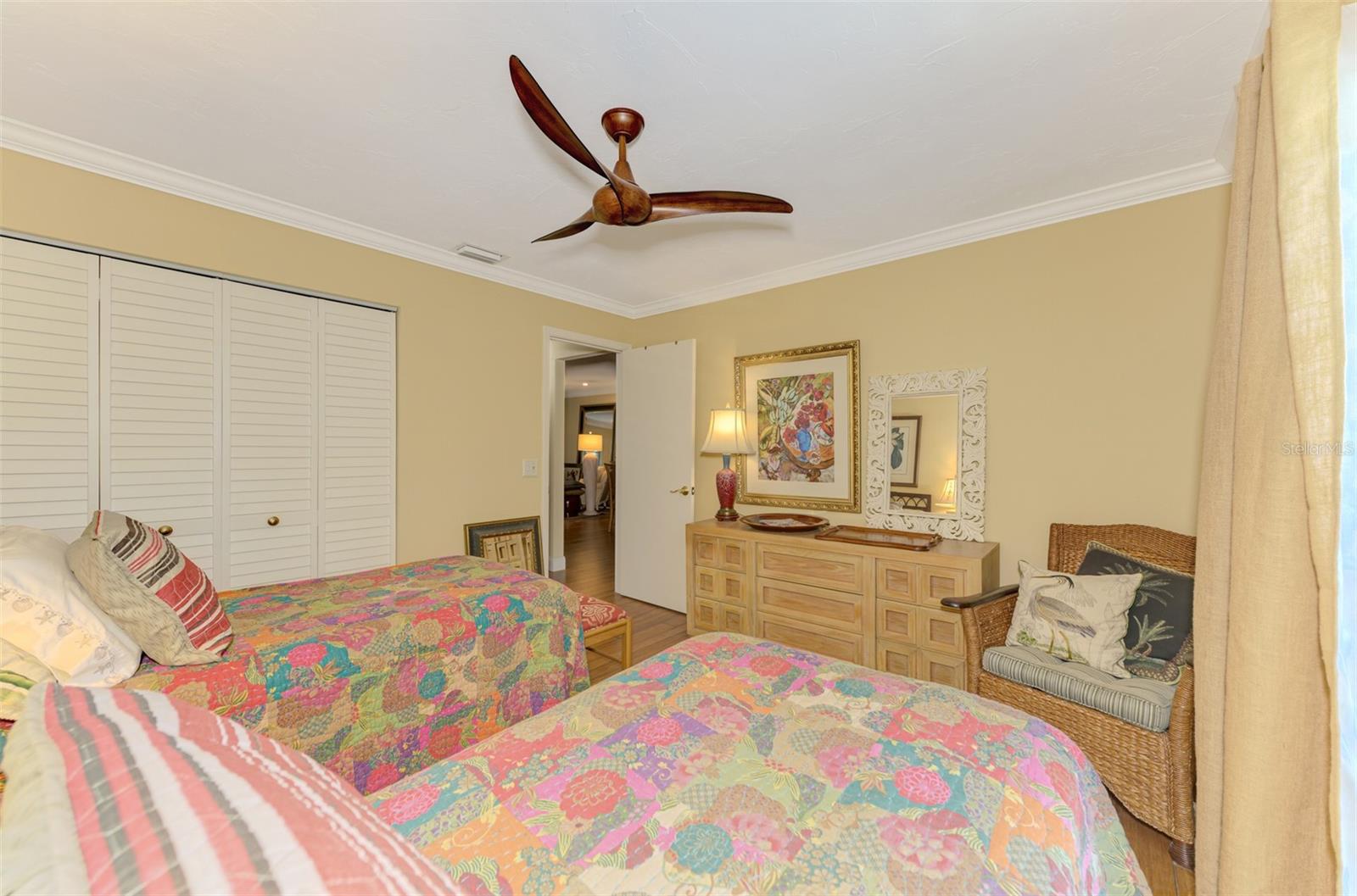 Image 38 of 53 For 4489 Longmeadow  74