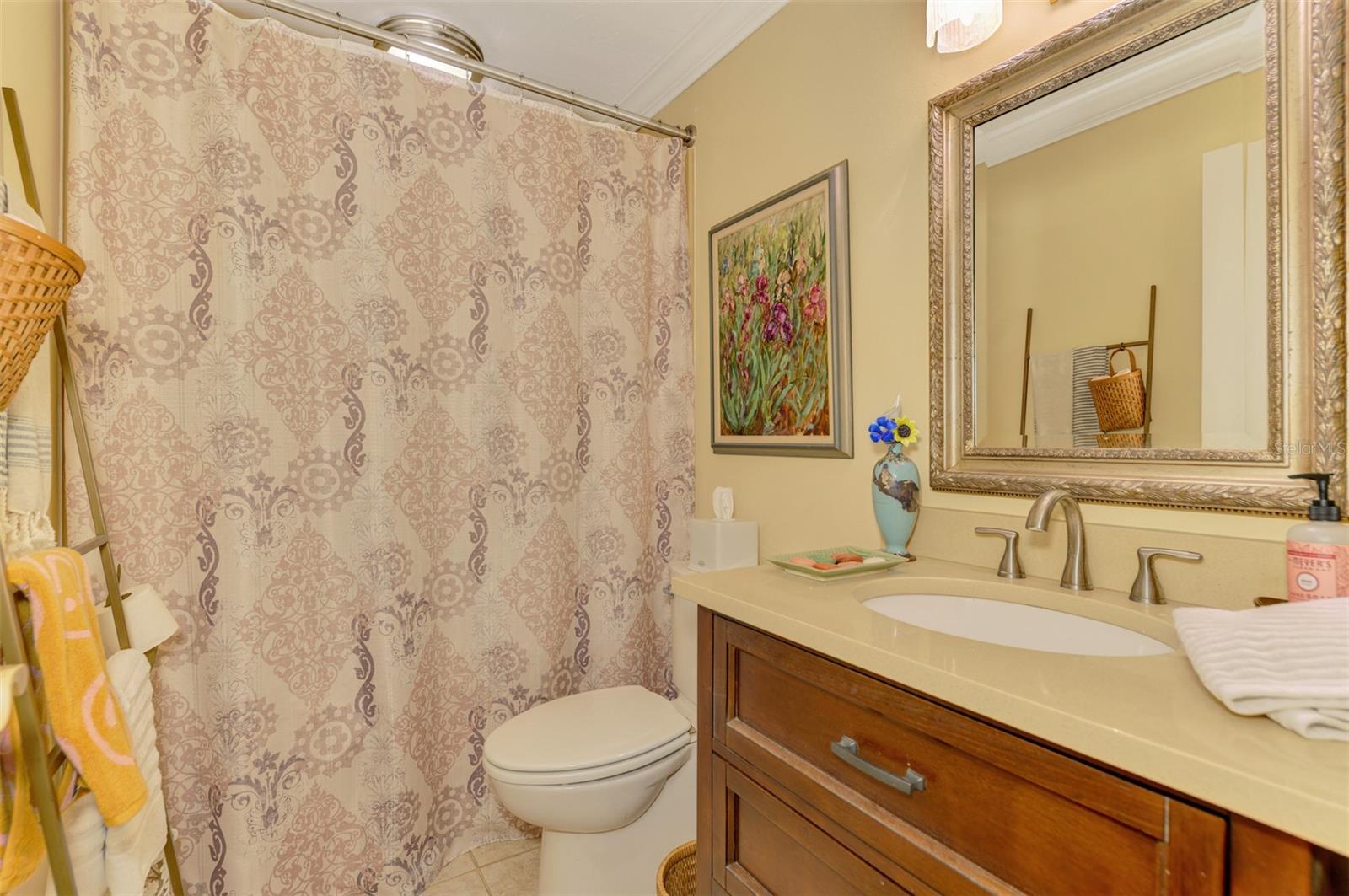 Image 39 of 53 For 4489 Longmeadow  74