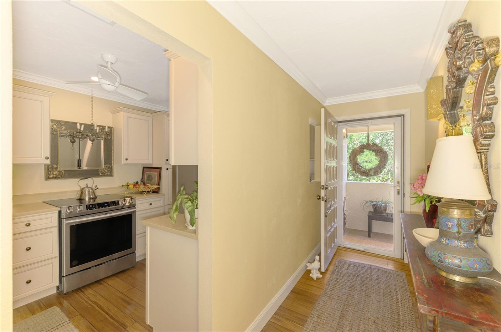 Image 6 of 53 For 4489 Longmeadow  74