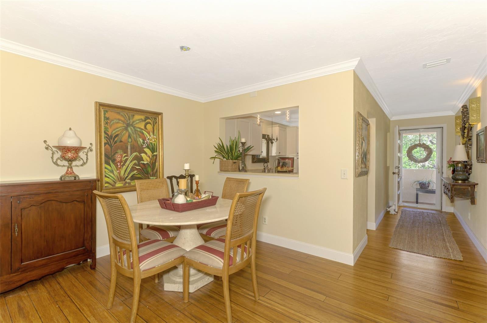 Image 9 of 53 For 4489 Longmeadow  74