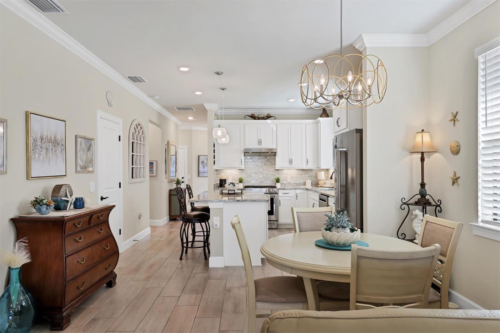 Image 11 of 78 For 6918 Hanover Court