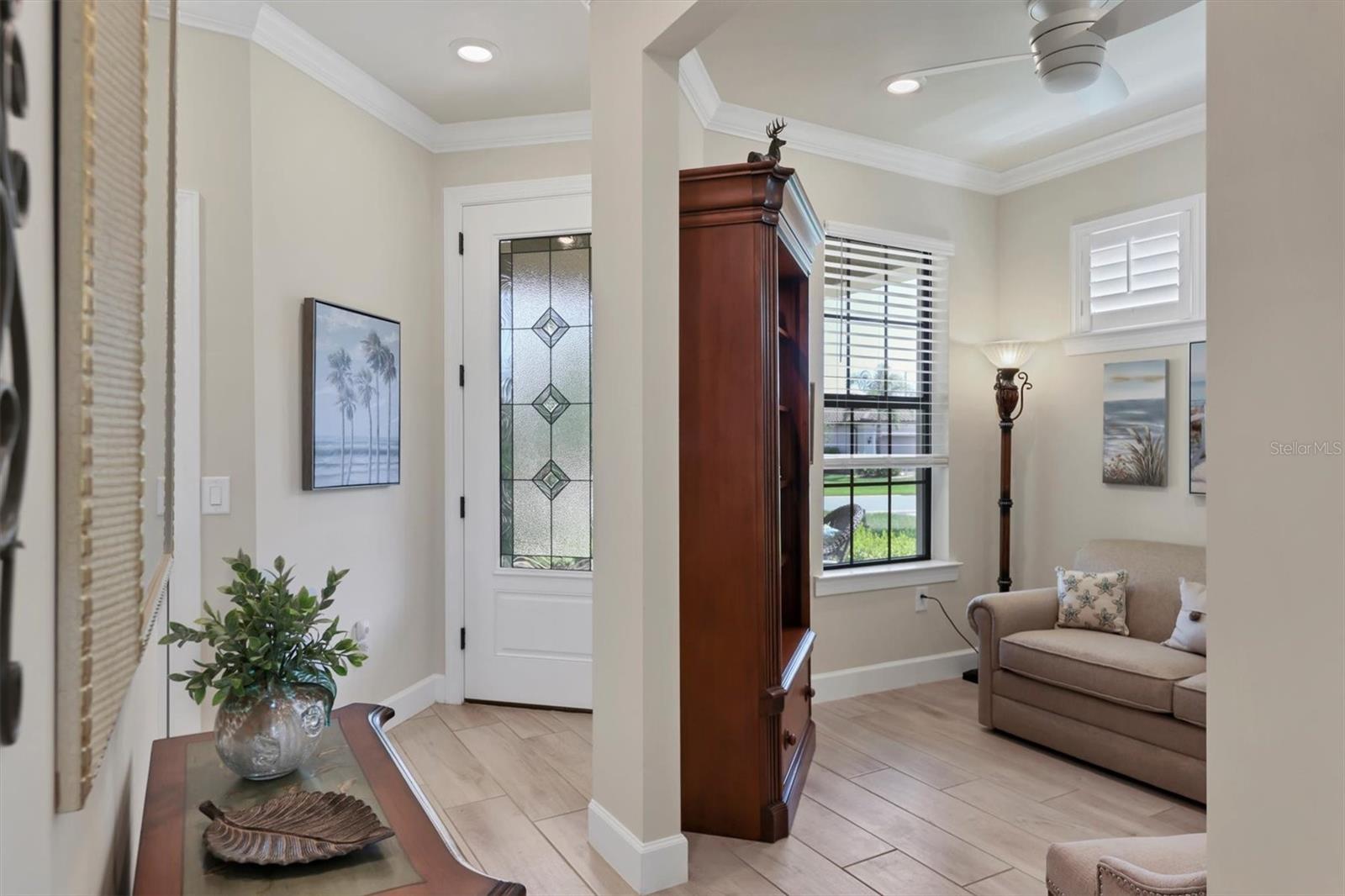 Image 7 of 78 For 6918 Hanover Court