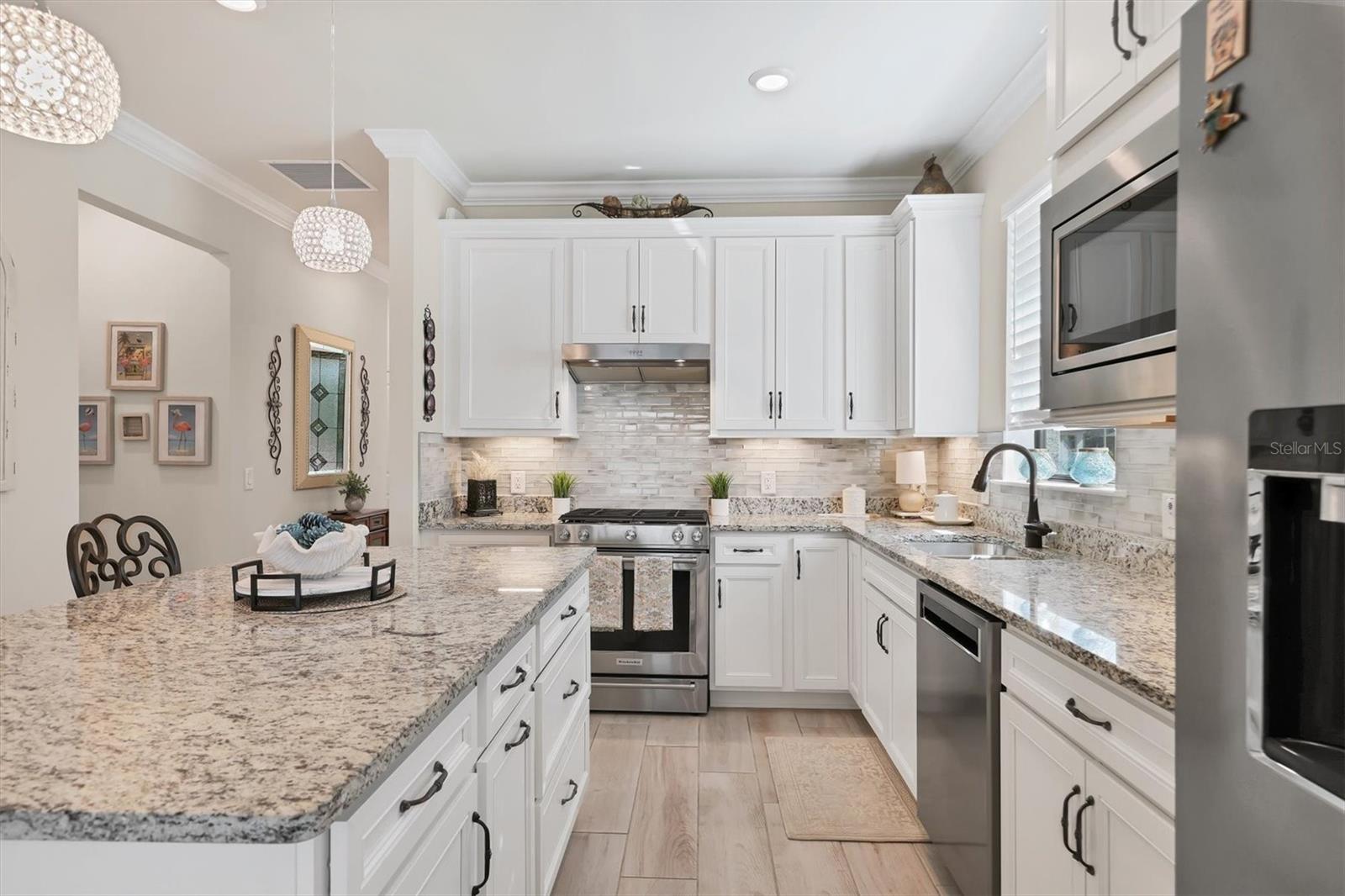 Image 9 of 78 For 6918 Hanover Court