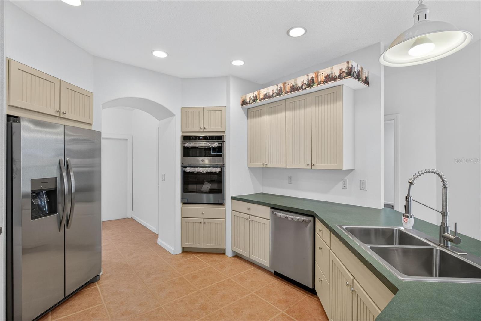 Image 11 of 38 For 625 137th Street Ne