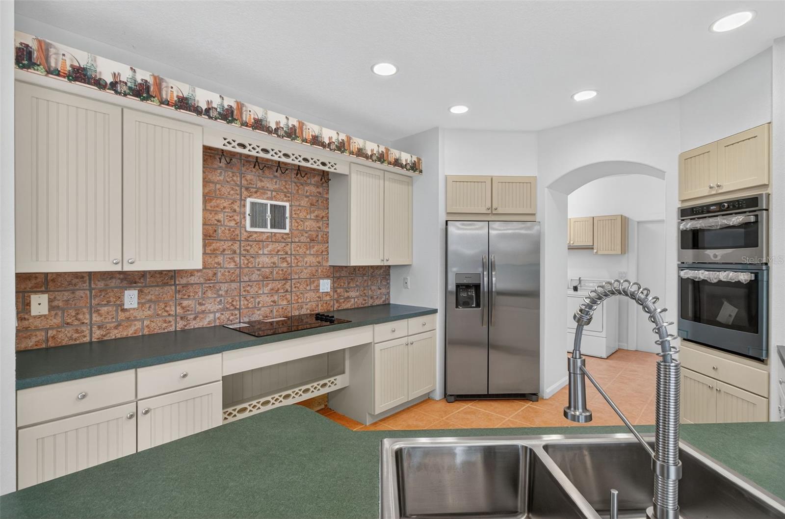 Image 12 of 38 For 625 137th Street Ne