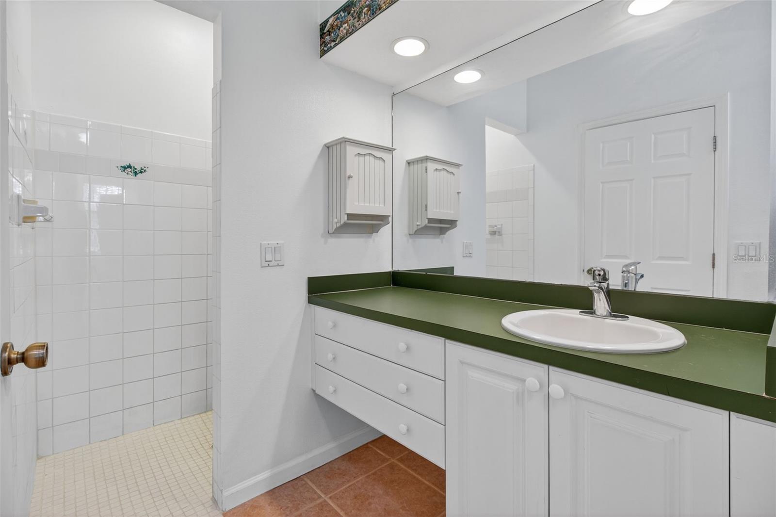 Image 18 of 38 For 625 137th Street Ne