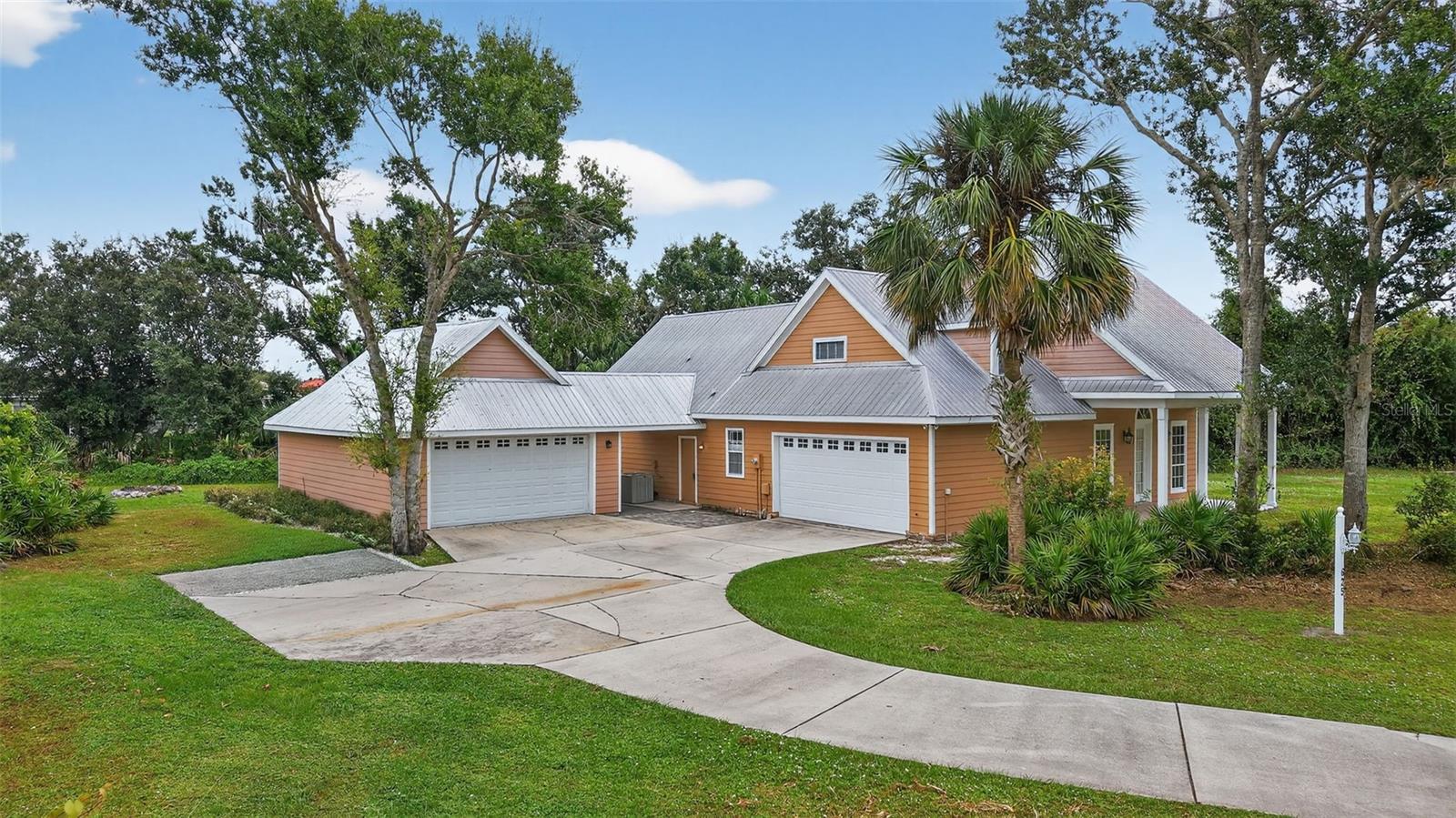 Image 2 of 38 For 625 137th Street Ne