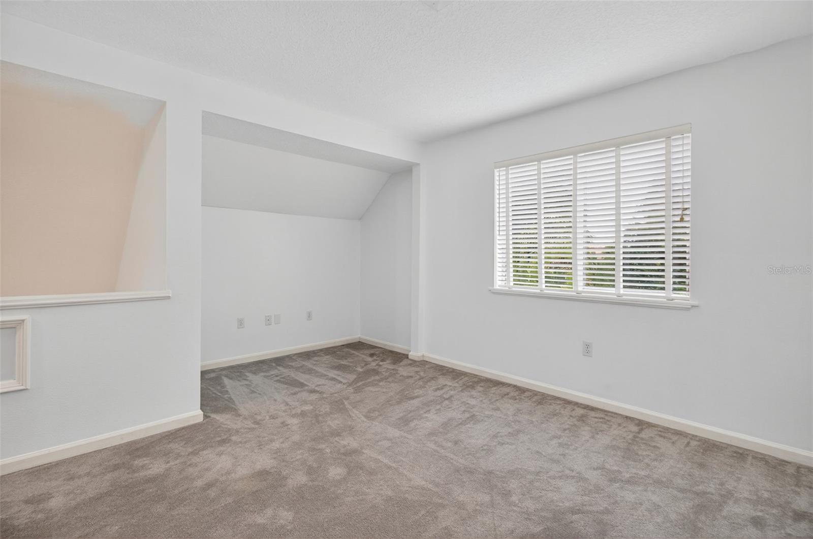 Image 22 of 38 For 625 137th Street Ne