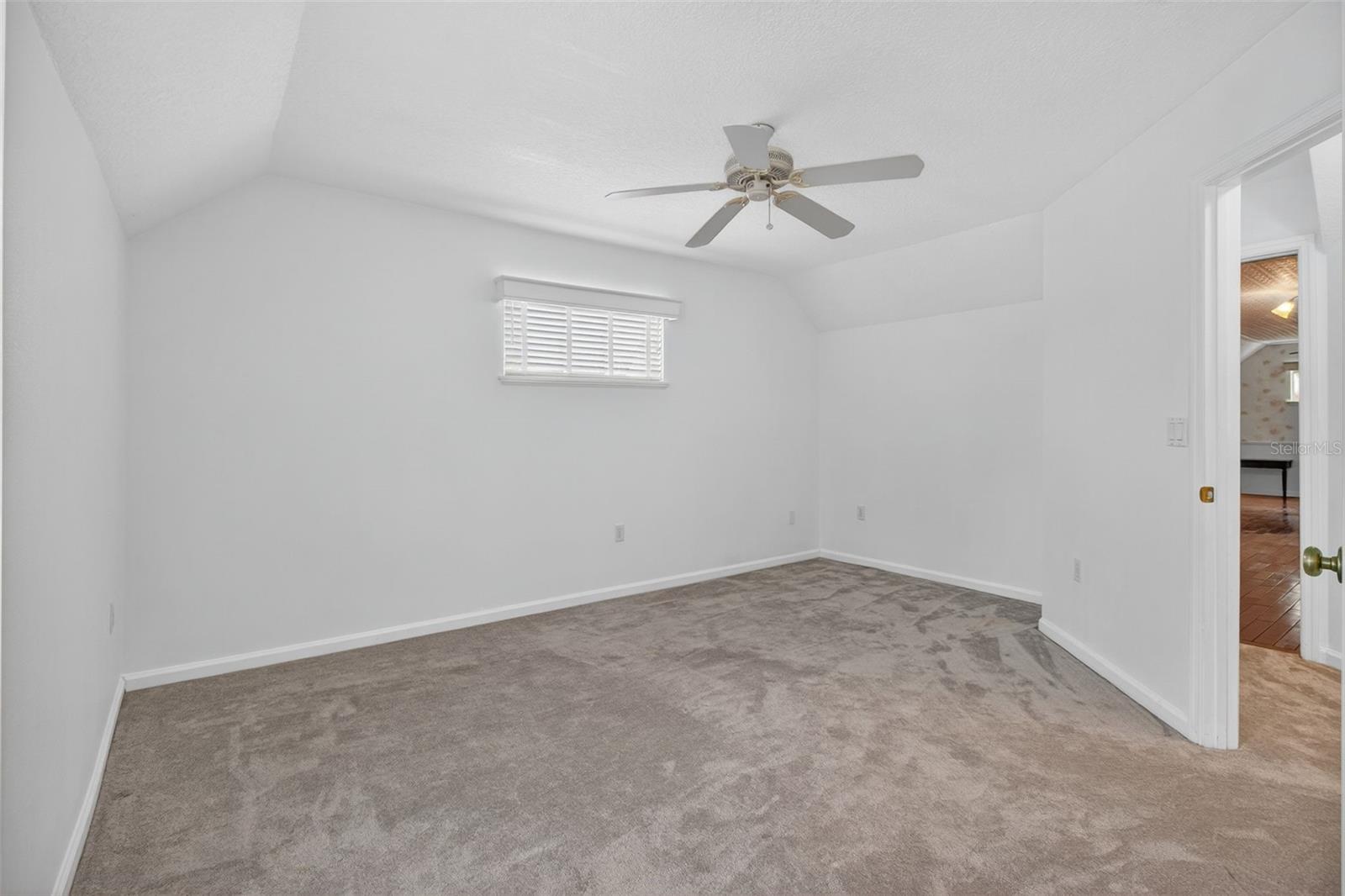 Image 24 of 38 For 625 137th Street Ne