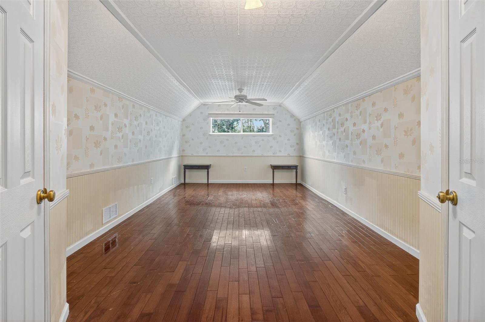 Image 25 of 38 For 625 137th Street Ne