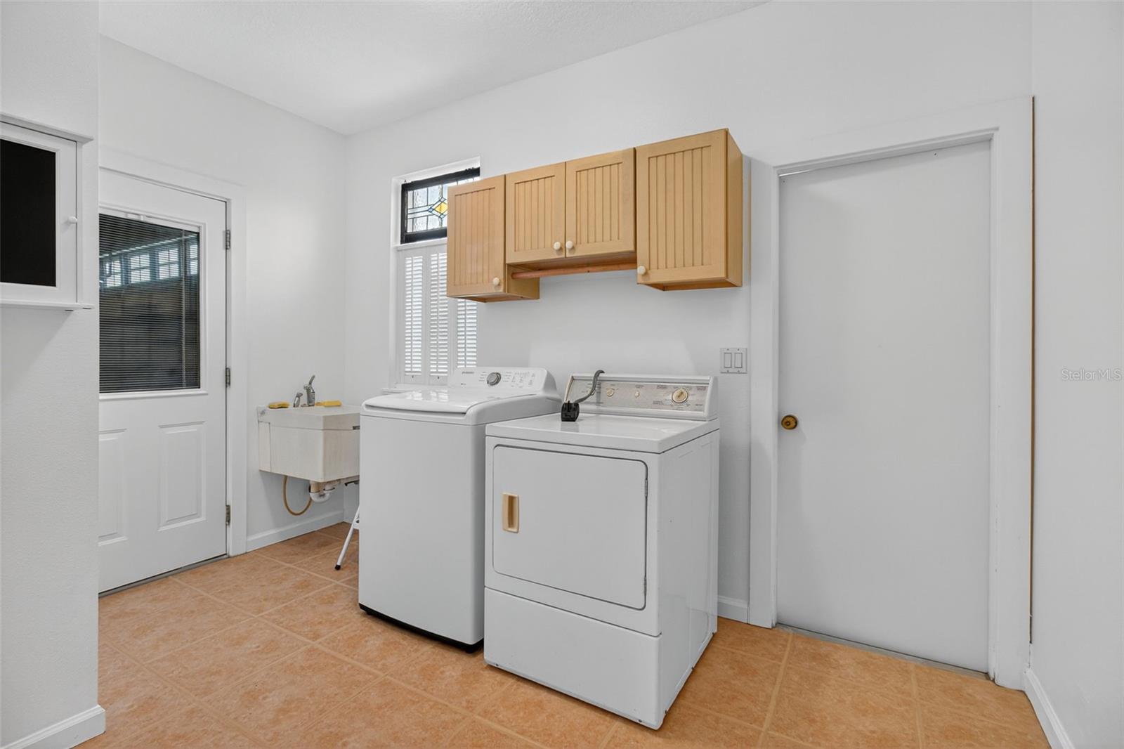 Image 26 of 38 For 625 137th Street Ne