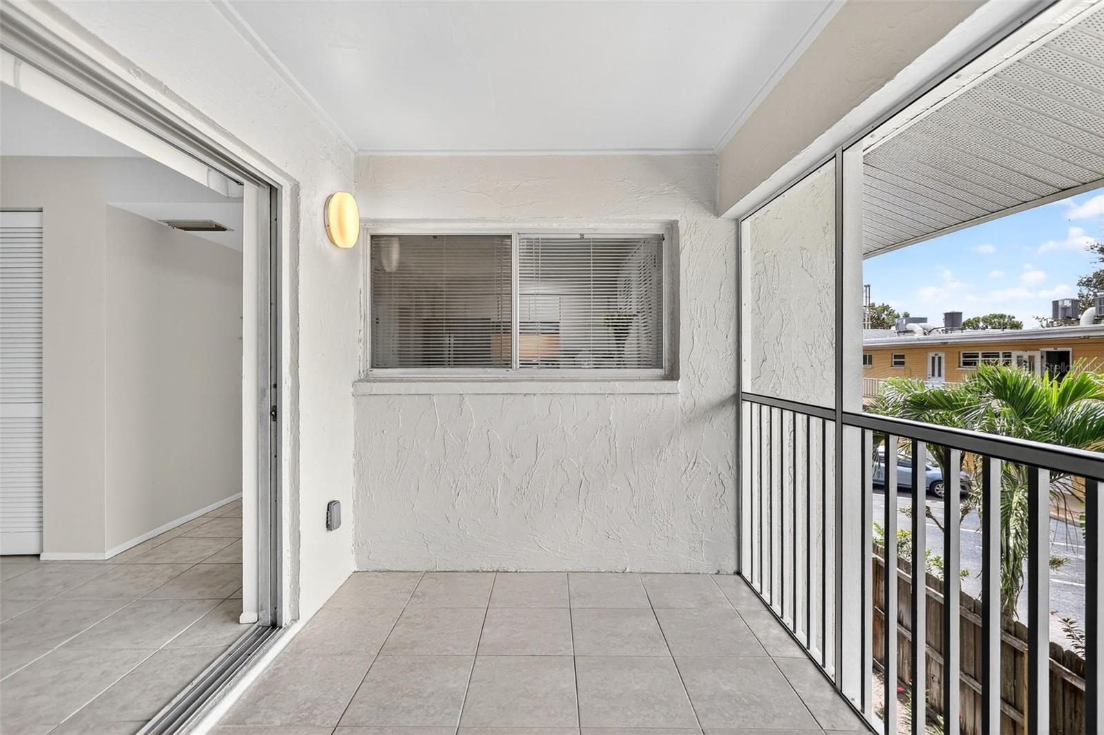 Image 31 of 36 For 2121 Wood Street 226