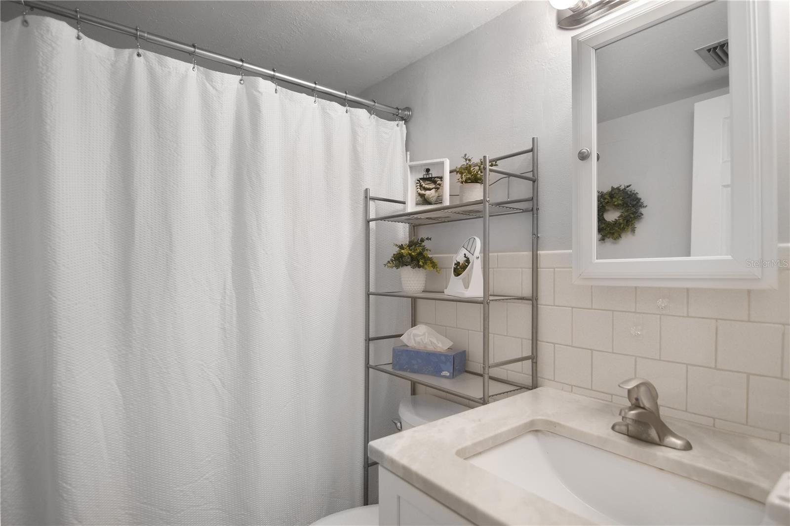 Image 23 of 31 For 1864 Sunny Drive F24