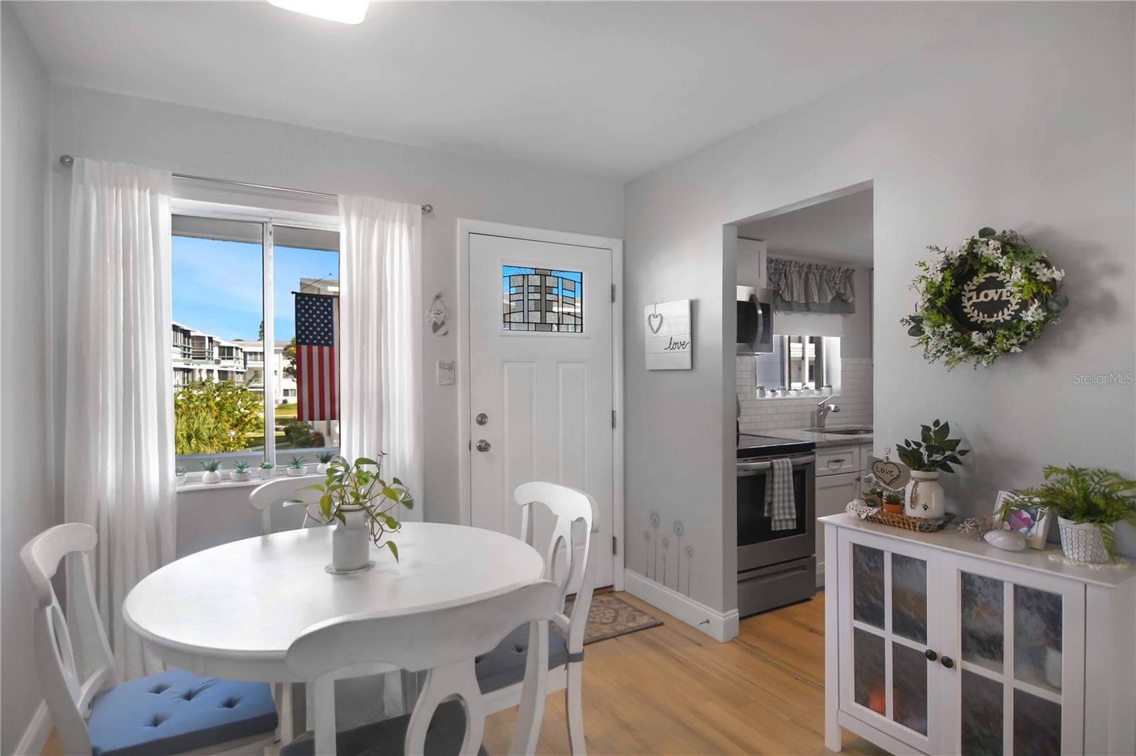 Image 7 of 31 For 1864 Sunny Drive F24