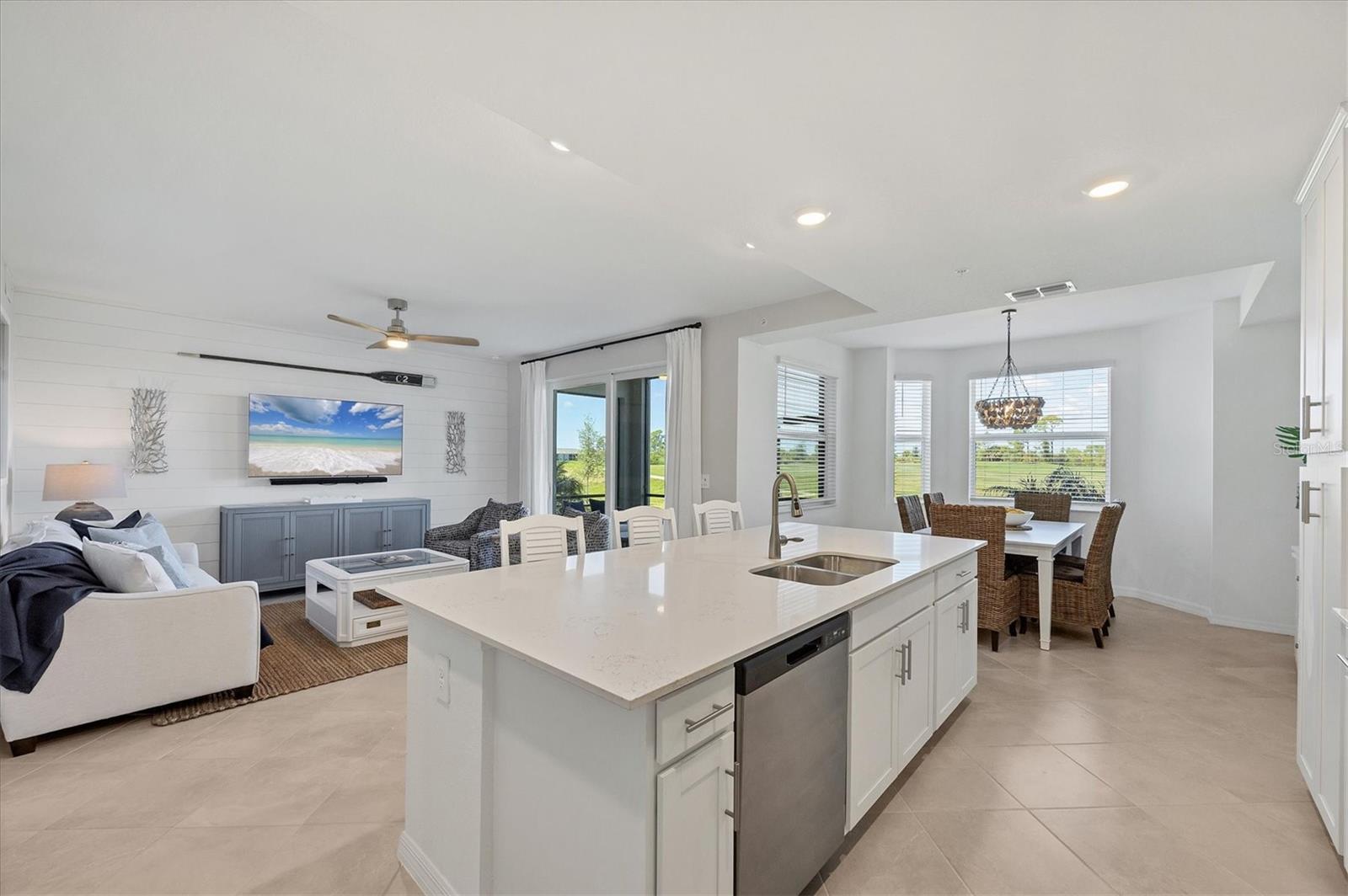 Image 15 of 78 For 17655 Opal Sand Drive  102