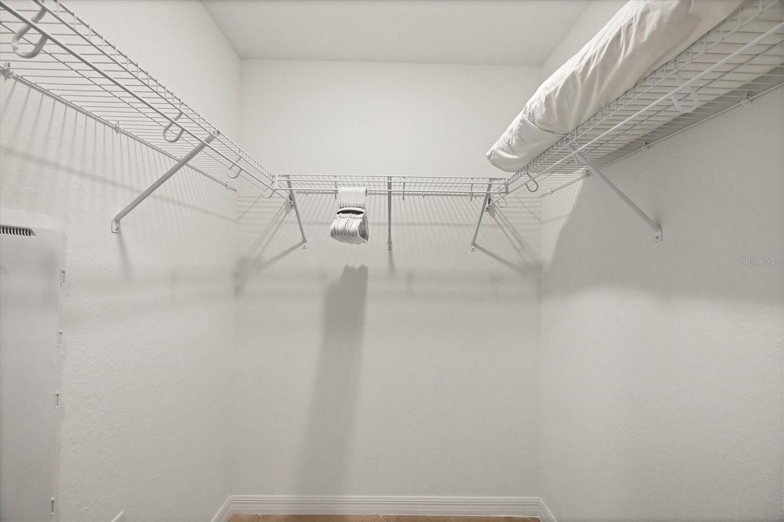 Image 21 of 78 For 17655 Opal Sand Drive  102