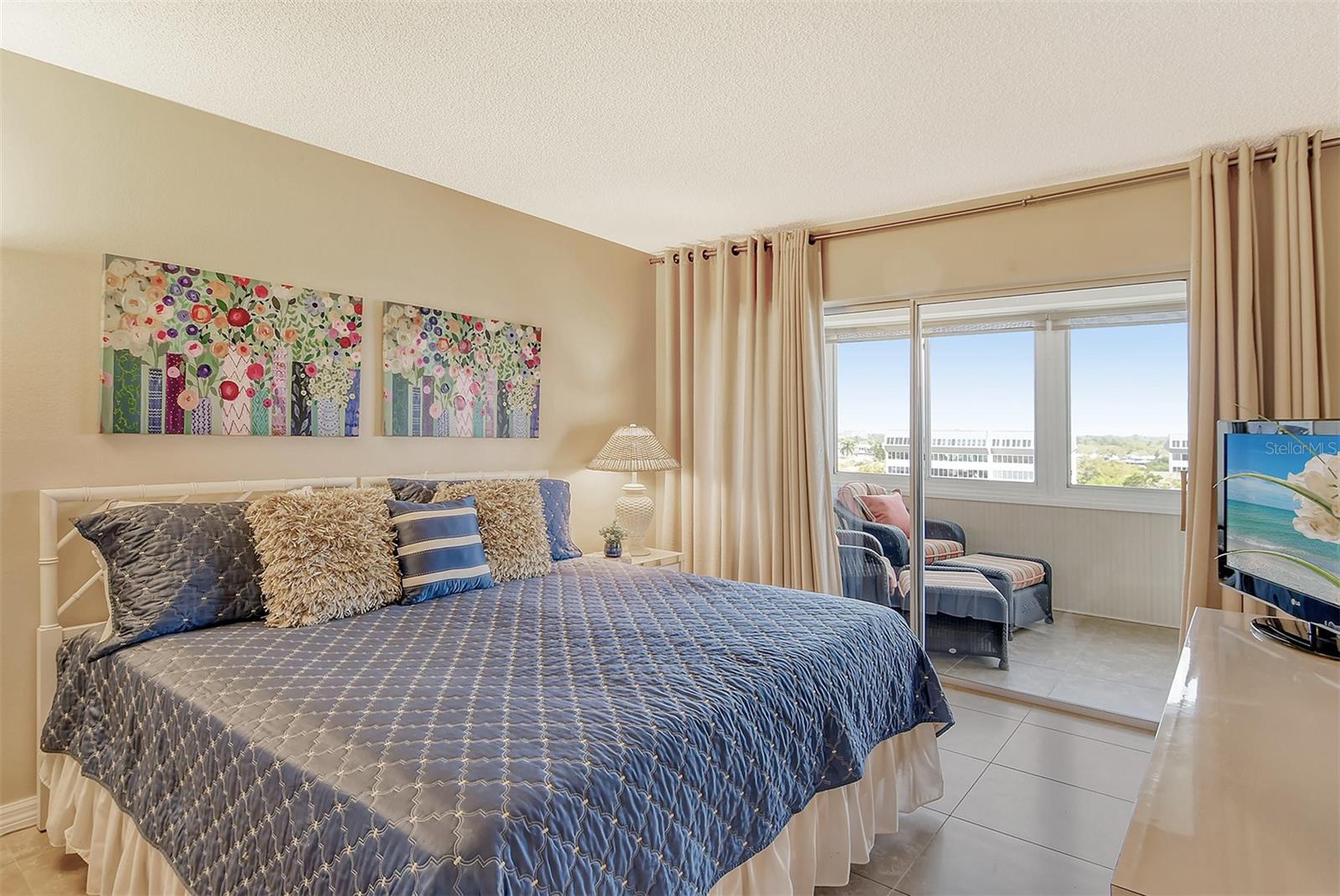 Image 18 of 88 For 1125 Peppertree Drive 706
