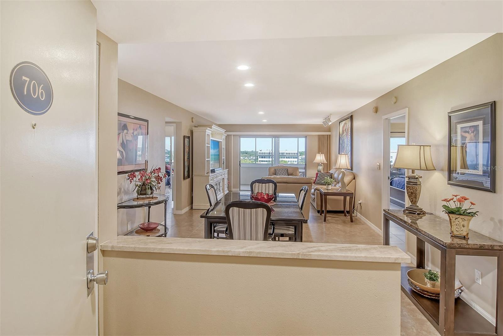 Image 2 of 88 For 1125 Peppertree Drive 706