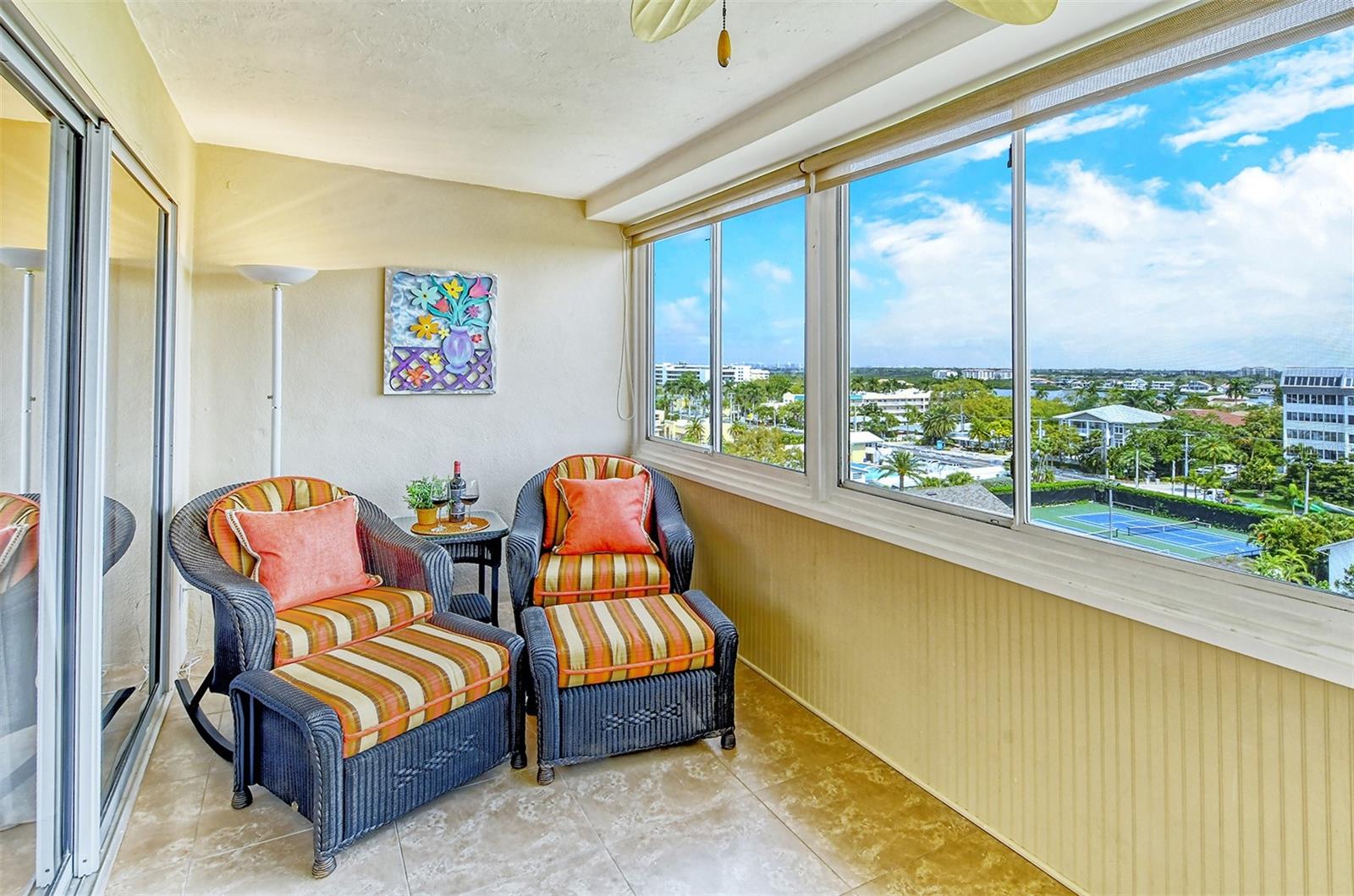 Image 20 of 88 For 1125 Peppertree Drive 706