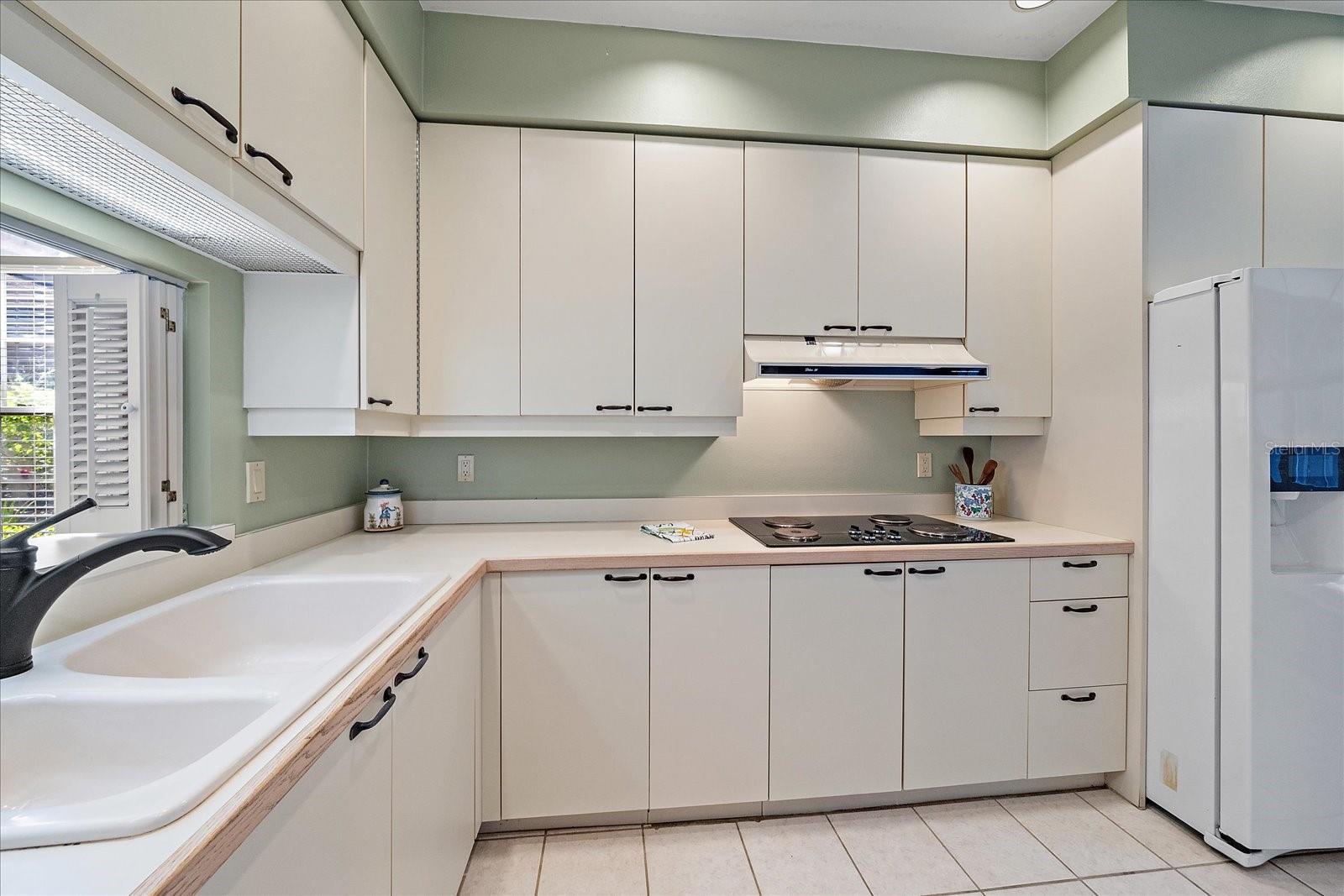Image 13 of 33 For 4412 Highland Park 3