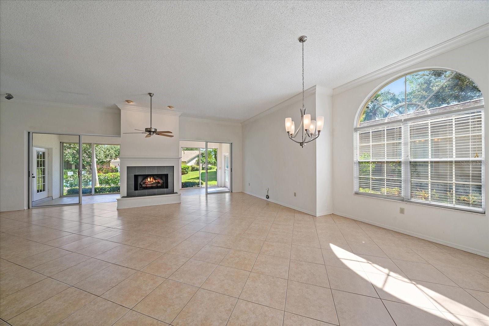 Image 4 of 33 For 4412 Highland Park 3