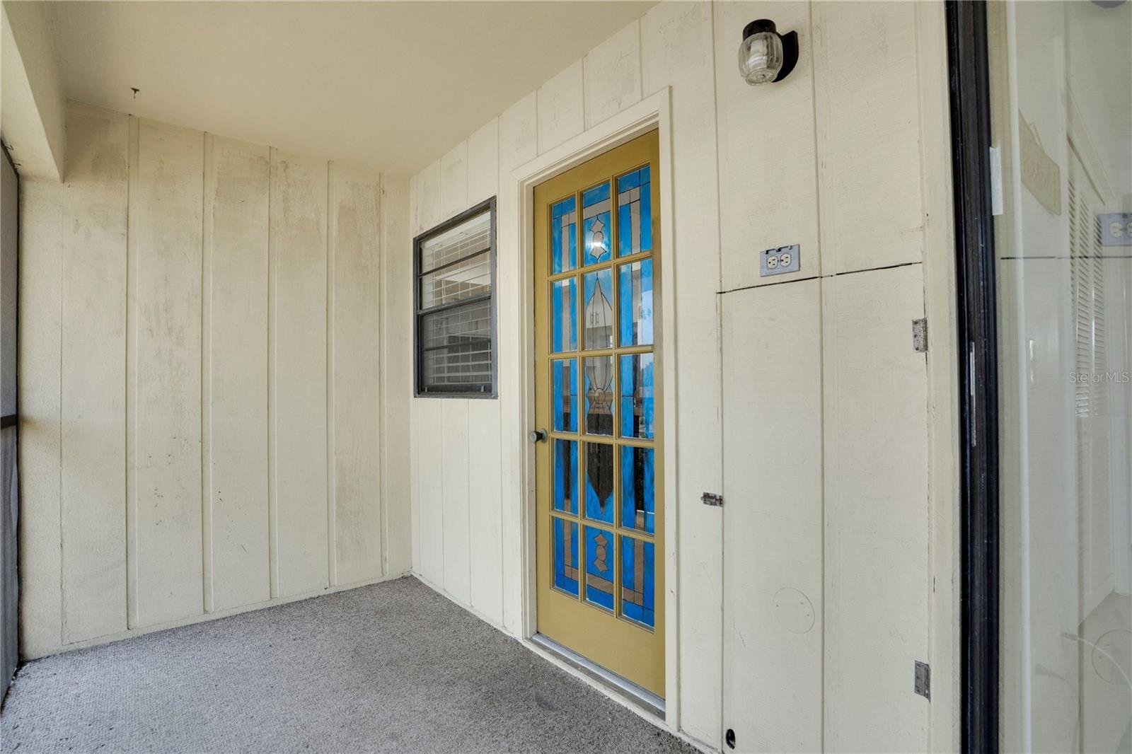 Image 18 of 31 For 2415 Bayshore Gardens Parkway 8