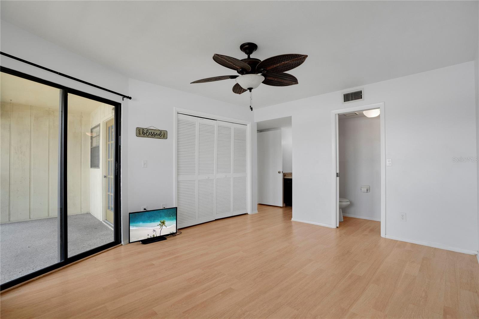 Image 24 of 31 For 2415 Bayshore Gardens Parkway 8