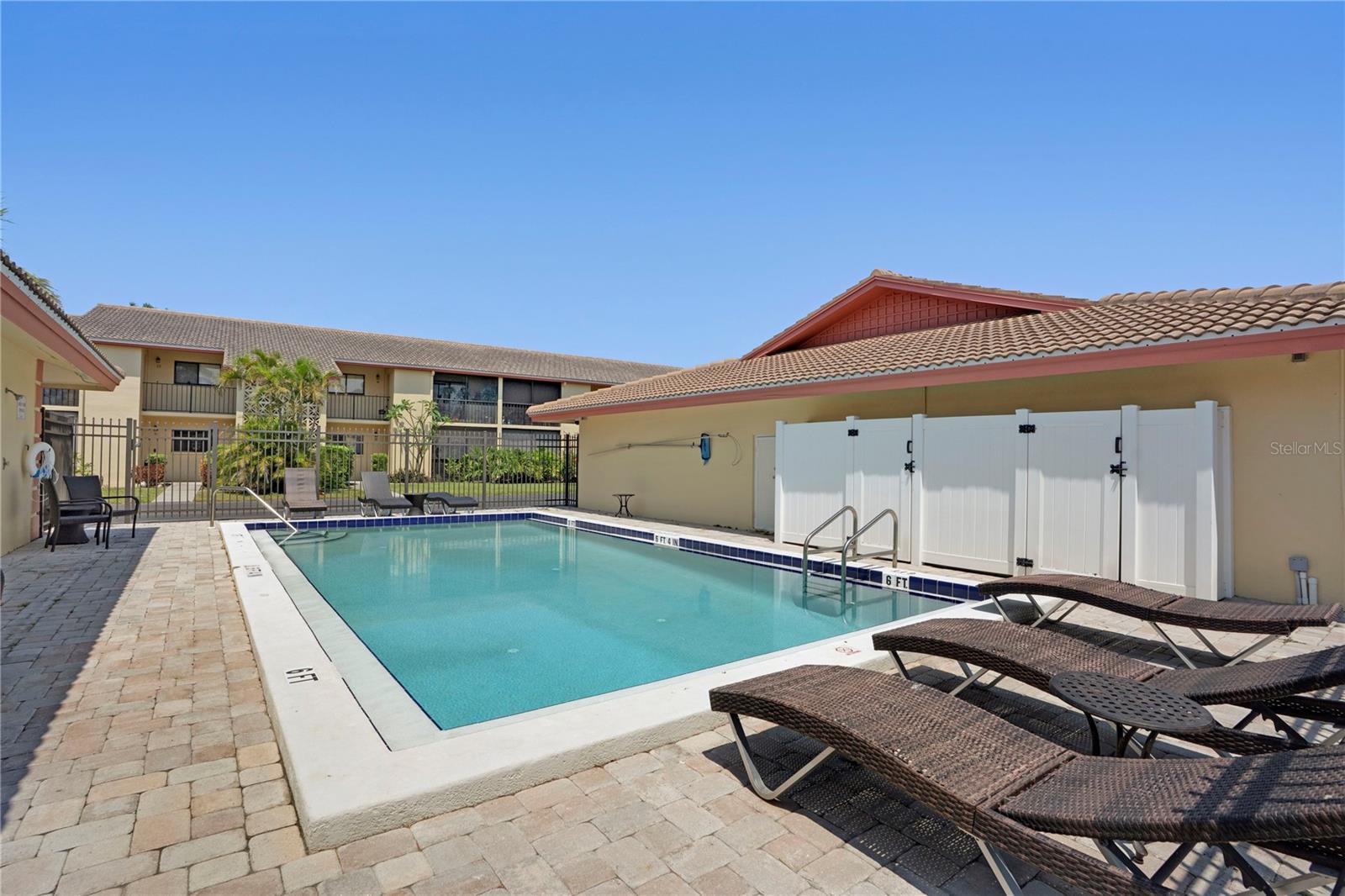 Image 31 of 31 For 2415 Bayshore Gardens Parkway 8