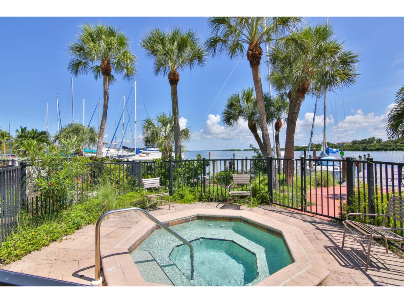 Image 7 of 35 For 3440 Gulf Of Mexico Drive 9