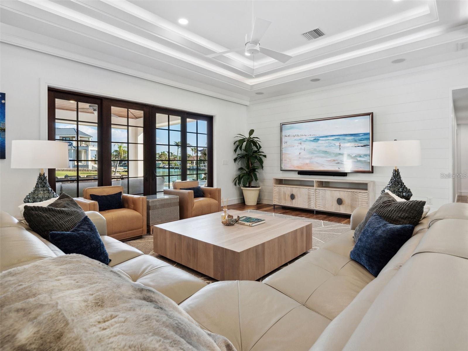Image 15 of 68 For 355 Royal Flamingo Drive