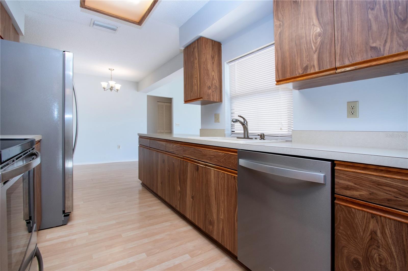 Image 16 of 66 For 3815 Kingston Boulevard