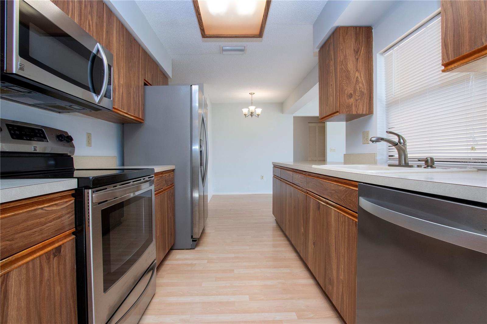 Image 18 of 66 For 3815 Kingston Boulevard