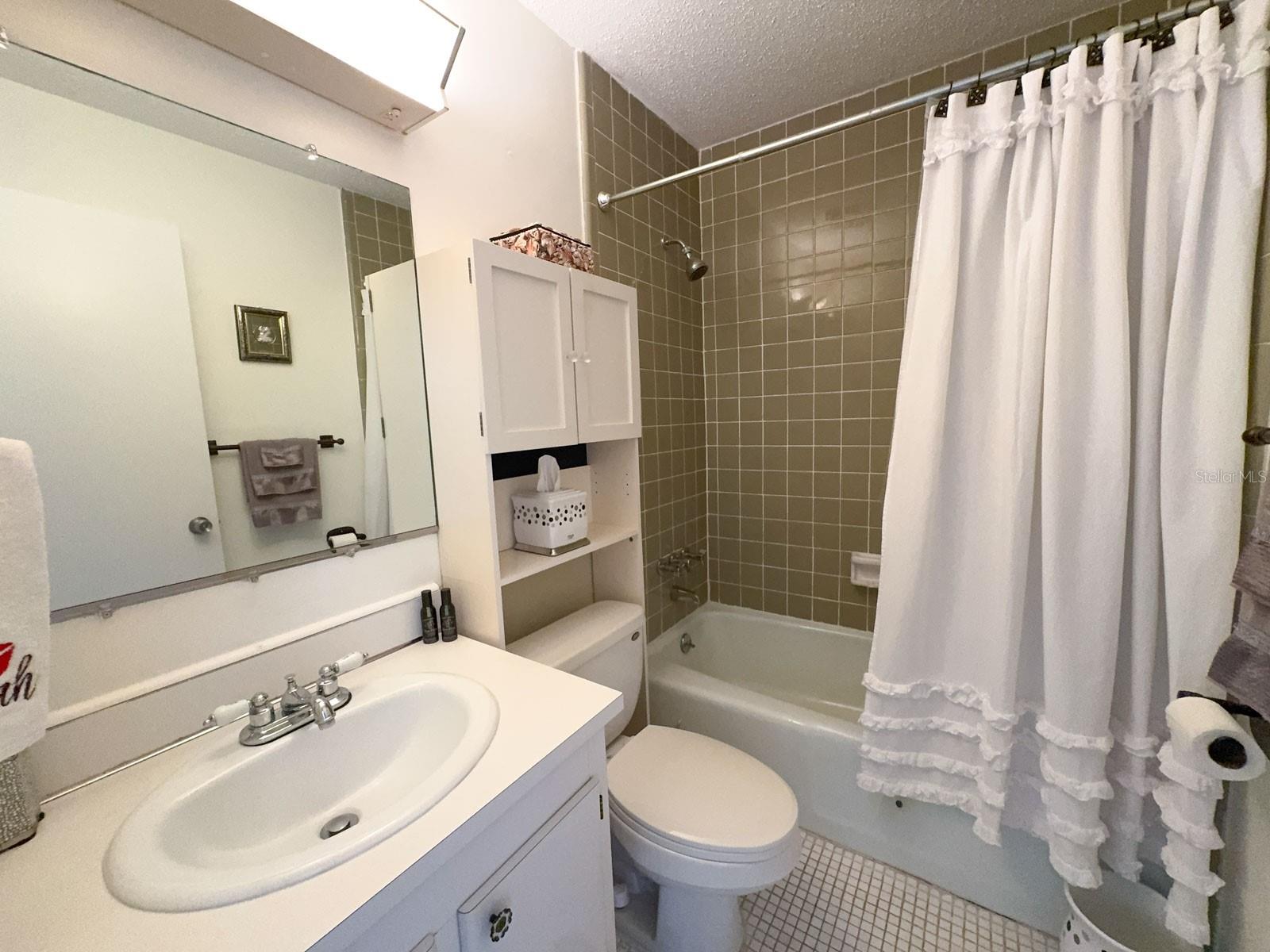 Image 15 of 21 For 3810 37th Street S 63