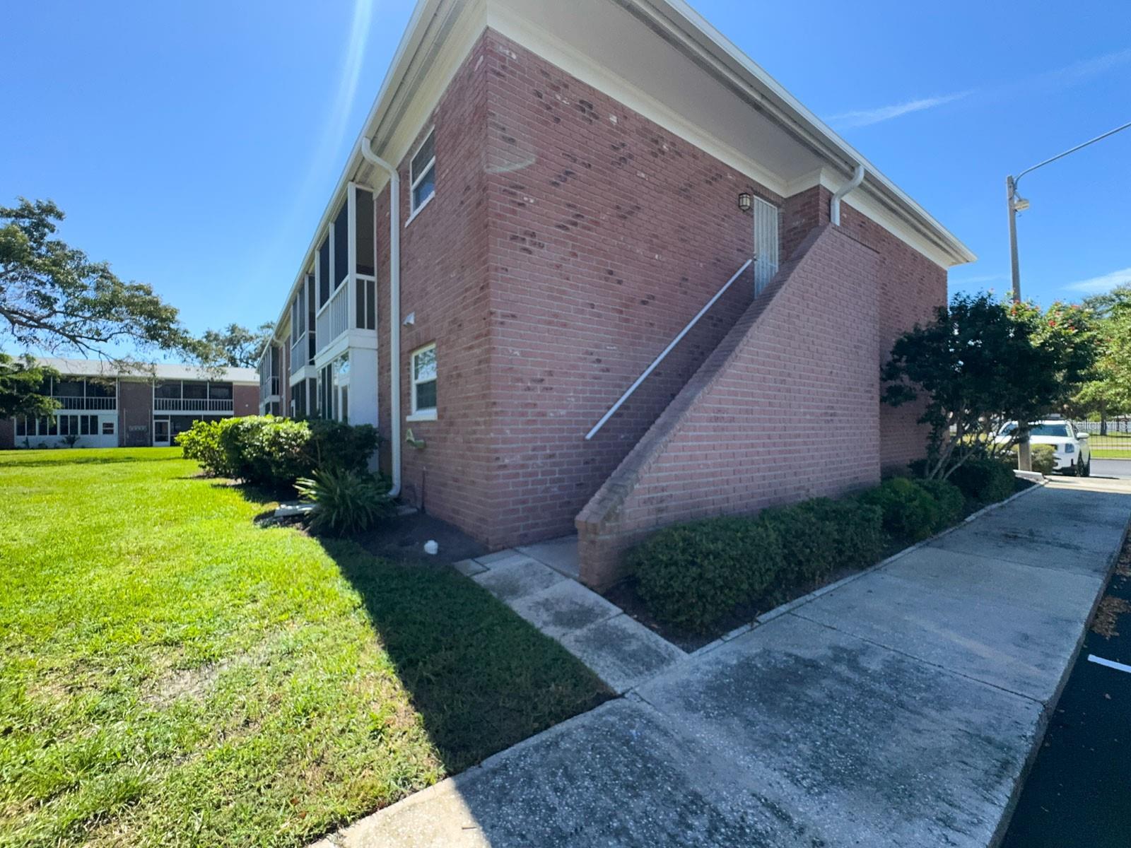 Image 20 of 21 For 3810 37th Street S 63