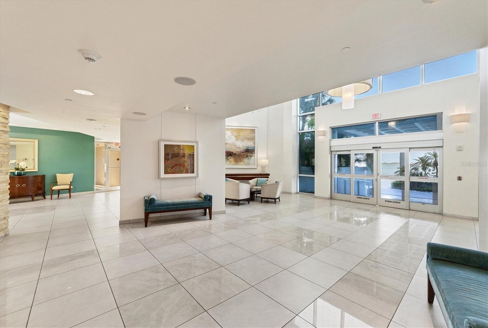 Image 6 of 59 For 988 Blvd Of The Arts  1714