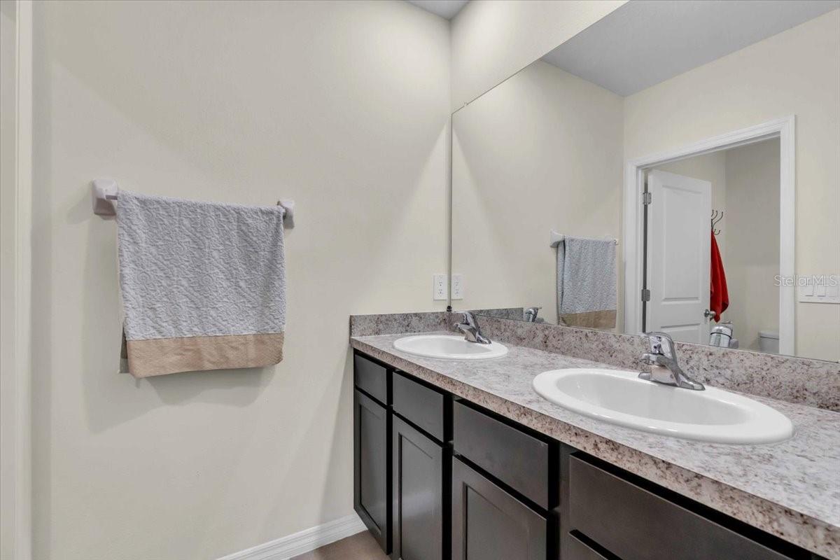 Image 28 of 50 For 17119 Harvest Moon Way