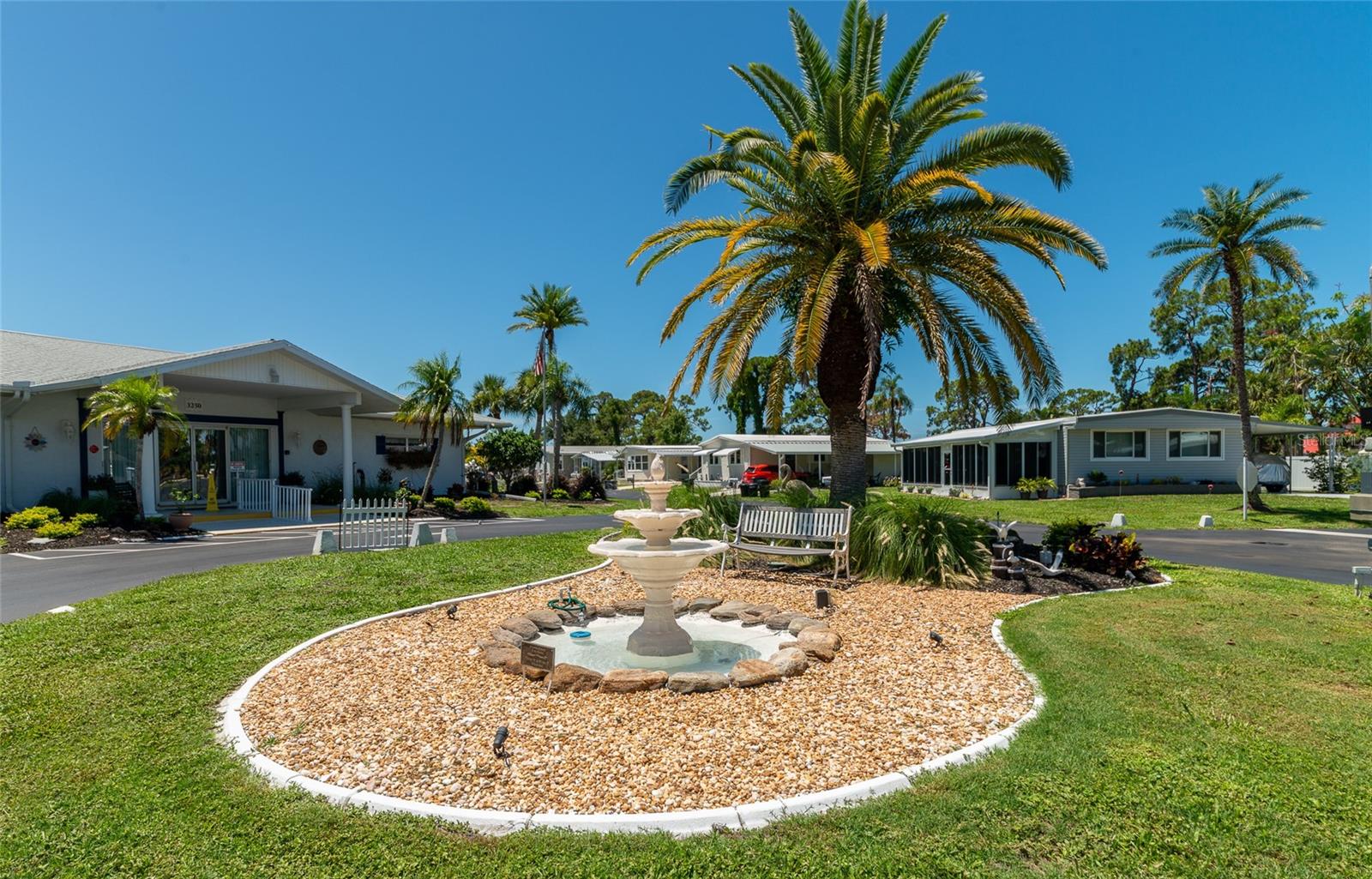 Image 19 of 25 For 348 Tropic Drive