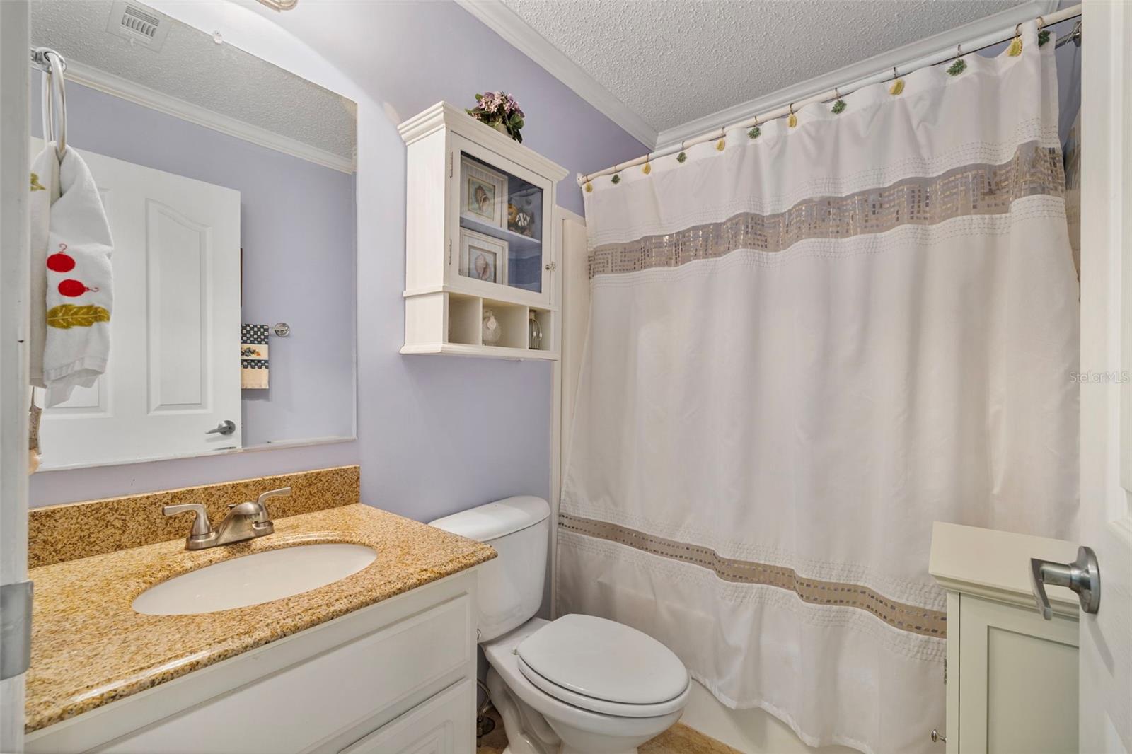 Image 16 of 34 For 4300 Riverside Drive 108