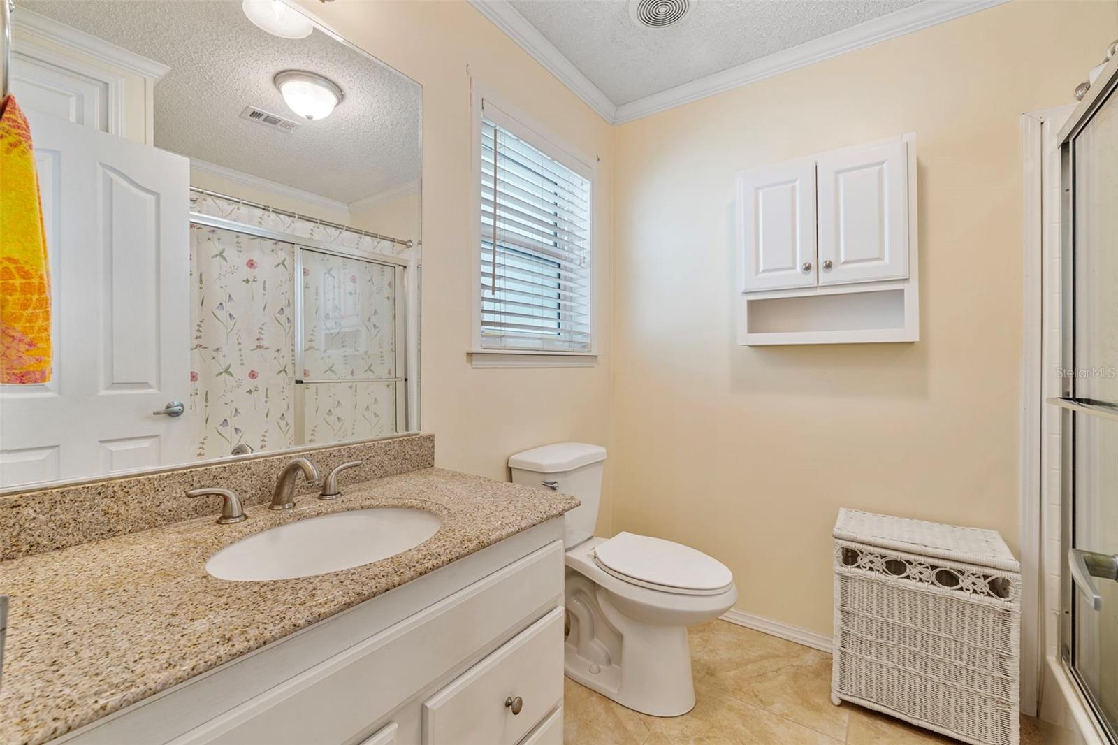 Image 19 of 34 For 4300 Riverside Drive 108