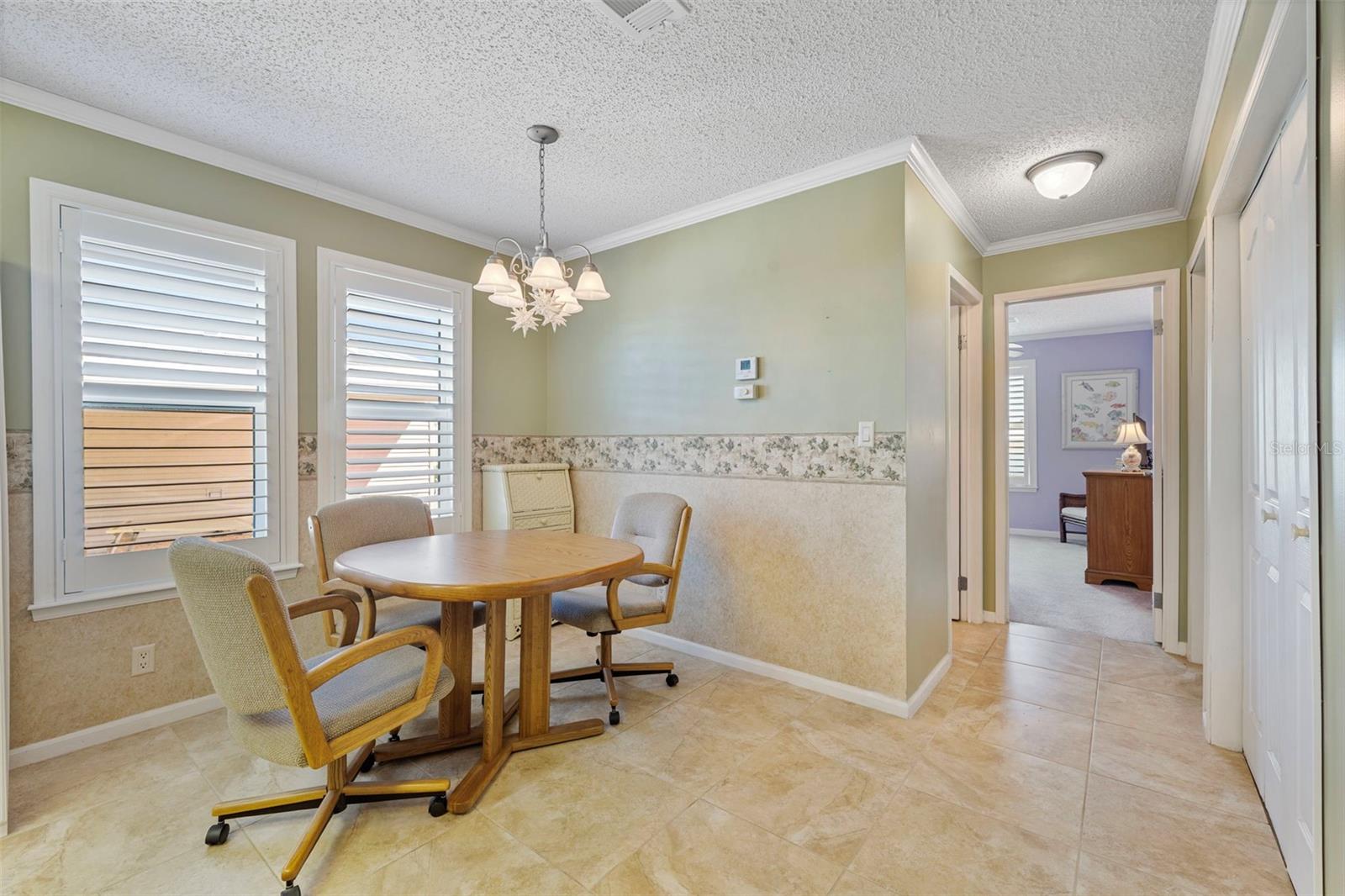 Image 32 of 34 For 4300 Riverside Drive 108