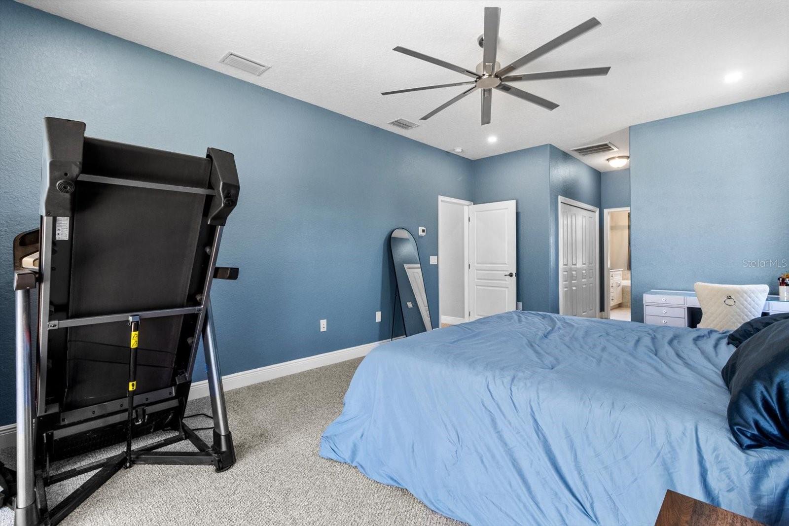 Image 35 of 66 For 11752 Valley Spring Lane